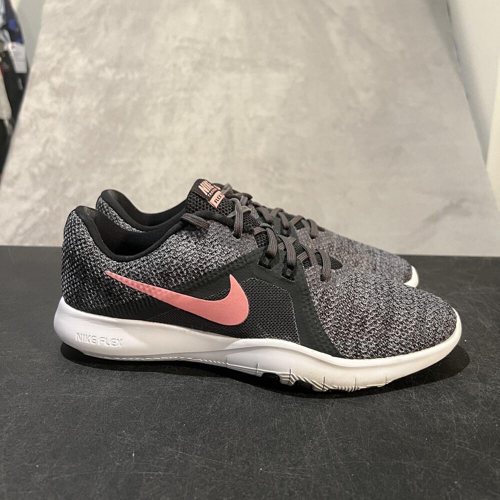 Nike Flex TR 8 Shoes Womens Size 9.5 Training Athletic Sneakers 924339-006